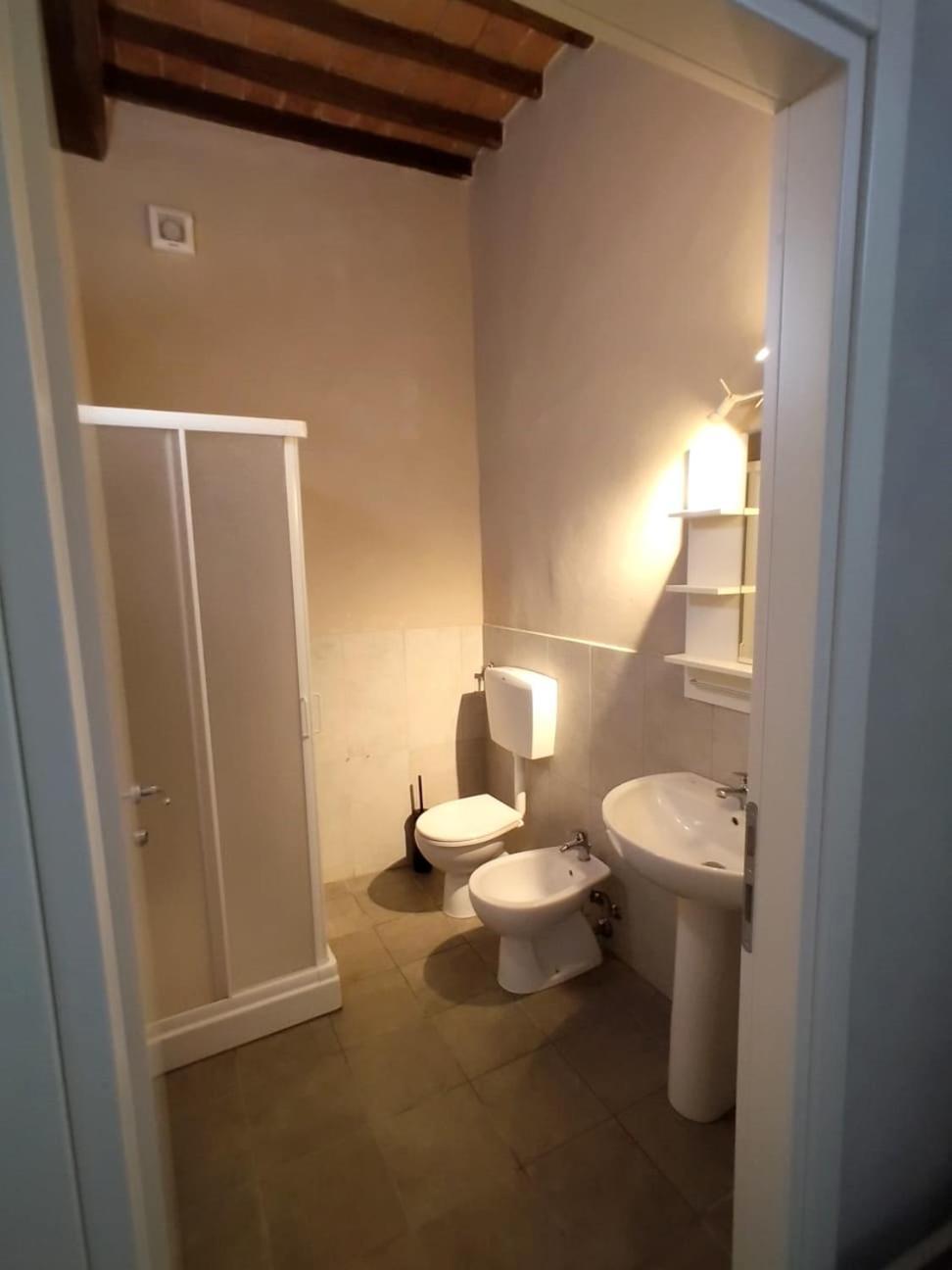 - Il Casale Toscano - 1900Mt From Leaning Tower - No Breakfast - Free Parking Pisa Rom bilde