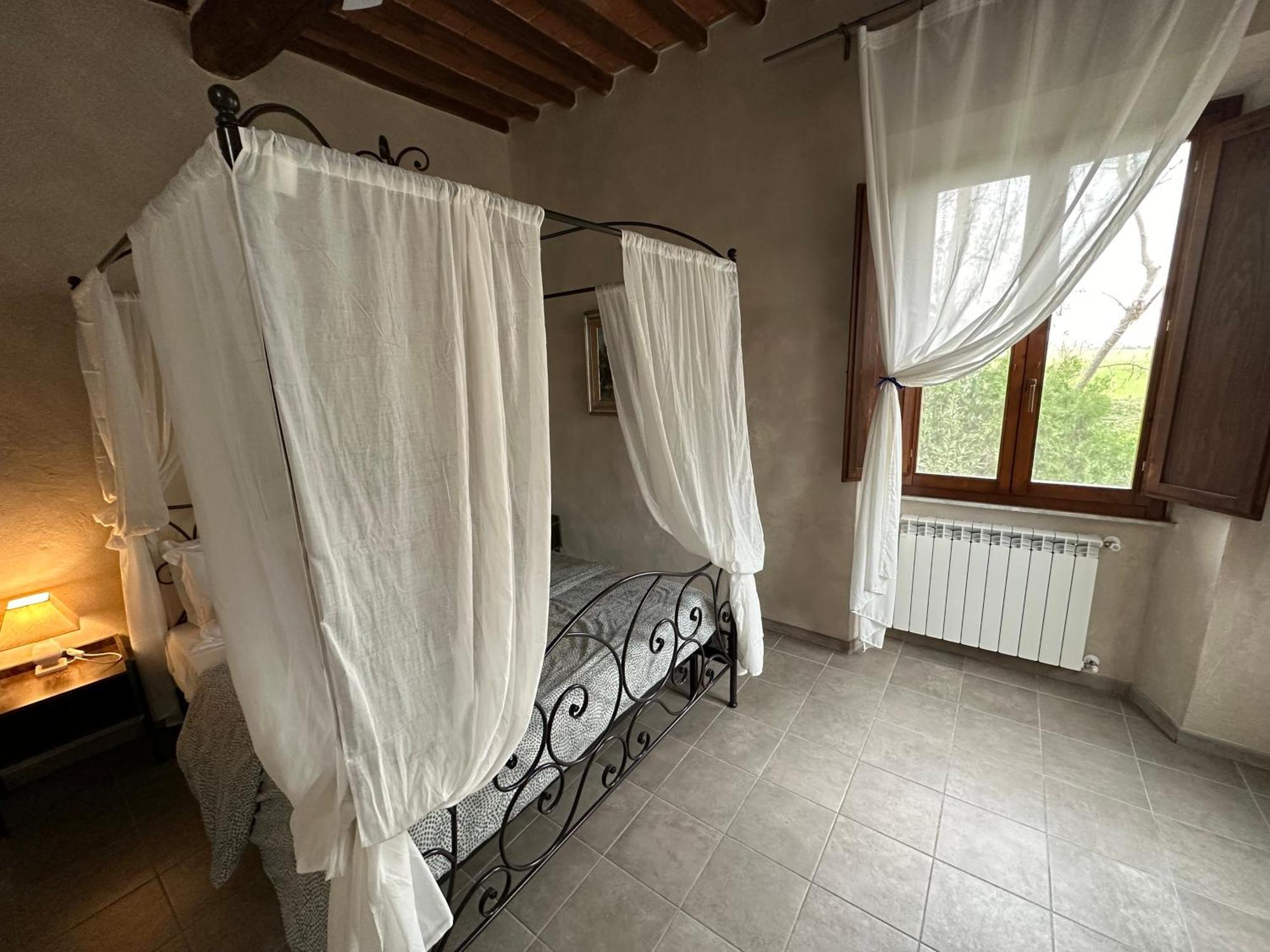 - Il Casale Toscano - 1900Mt From Leaning Tower - No Breakfast - Free Parking Pisa Rom bilde