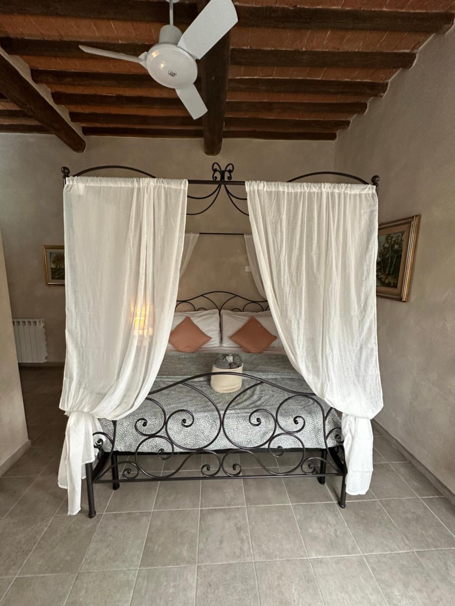 - Il Casale Toscano - 1900Mt From Leaning Tower - No Breakfast - Free Parking Pisa Rom bilde