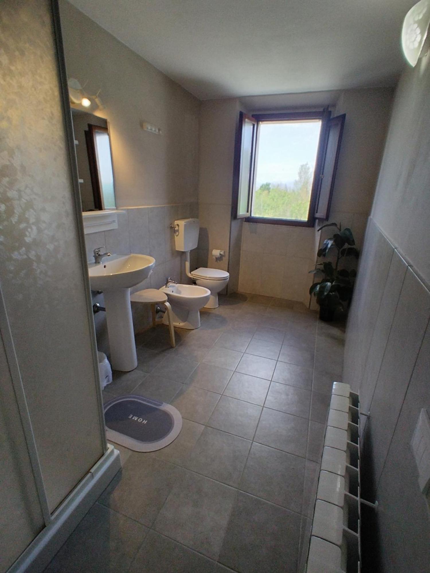 - Il Casale Toscano - 1900Mt From Leaning Tower - No Breakfast - Free Parking Pisa Rom bilde